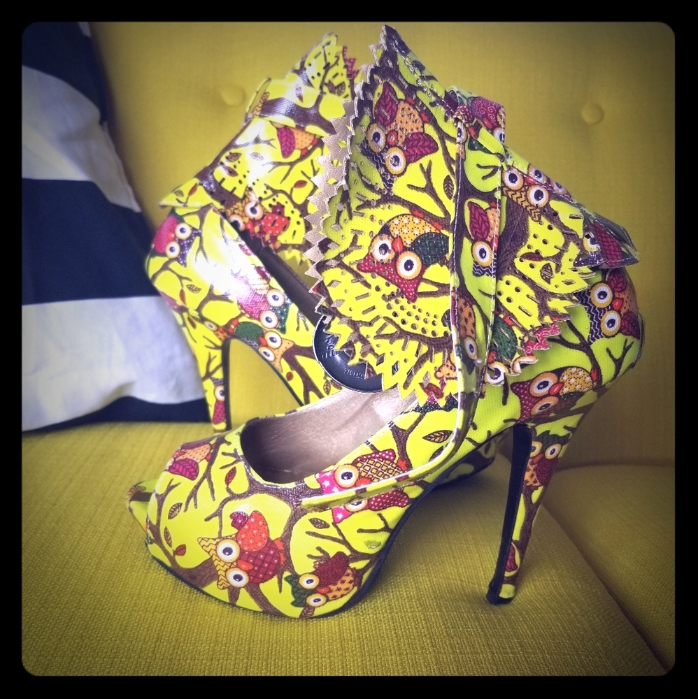Owl printed neon heels